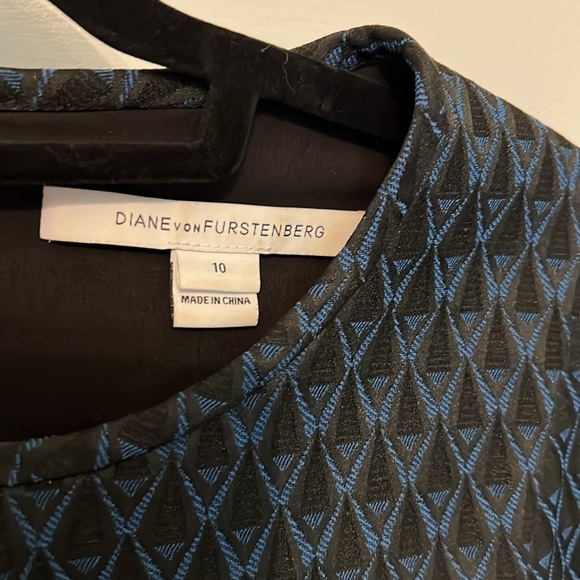 Diane von Furstenberg Career Dress - Picture 2 of 5